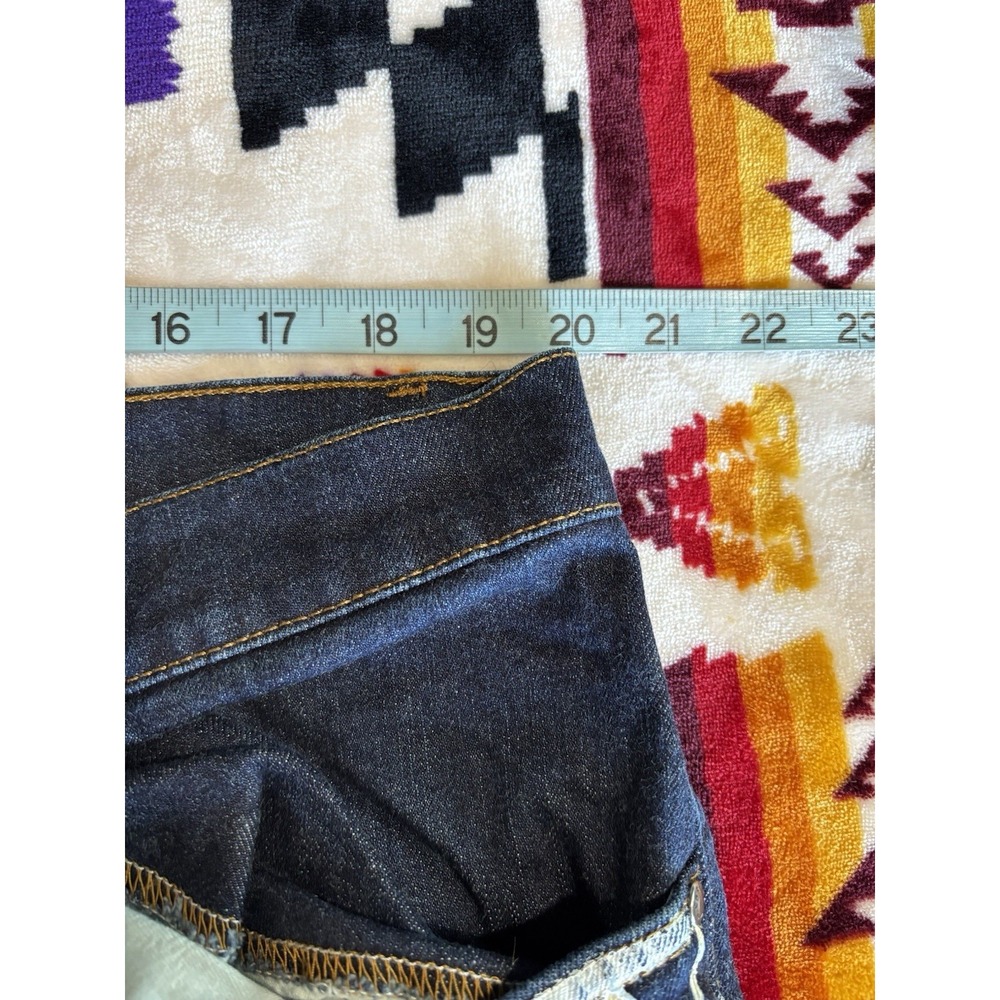 Carrera Jeans 700 Dark Wash Denim Bermuda Shorts Mid Rise Size 40 Hand Painted - Picture 10 of 11
